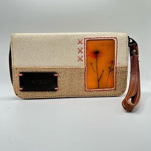 Sherpani wallet, good condition